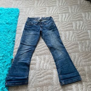 Cute refuge jean with cute design